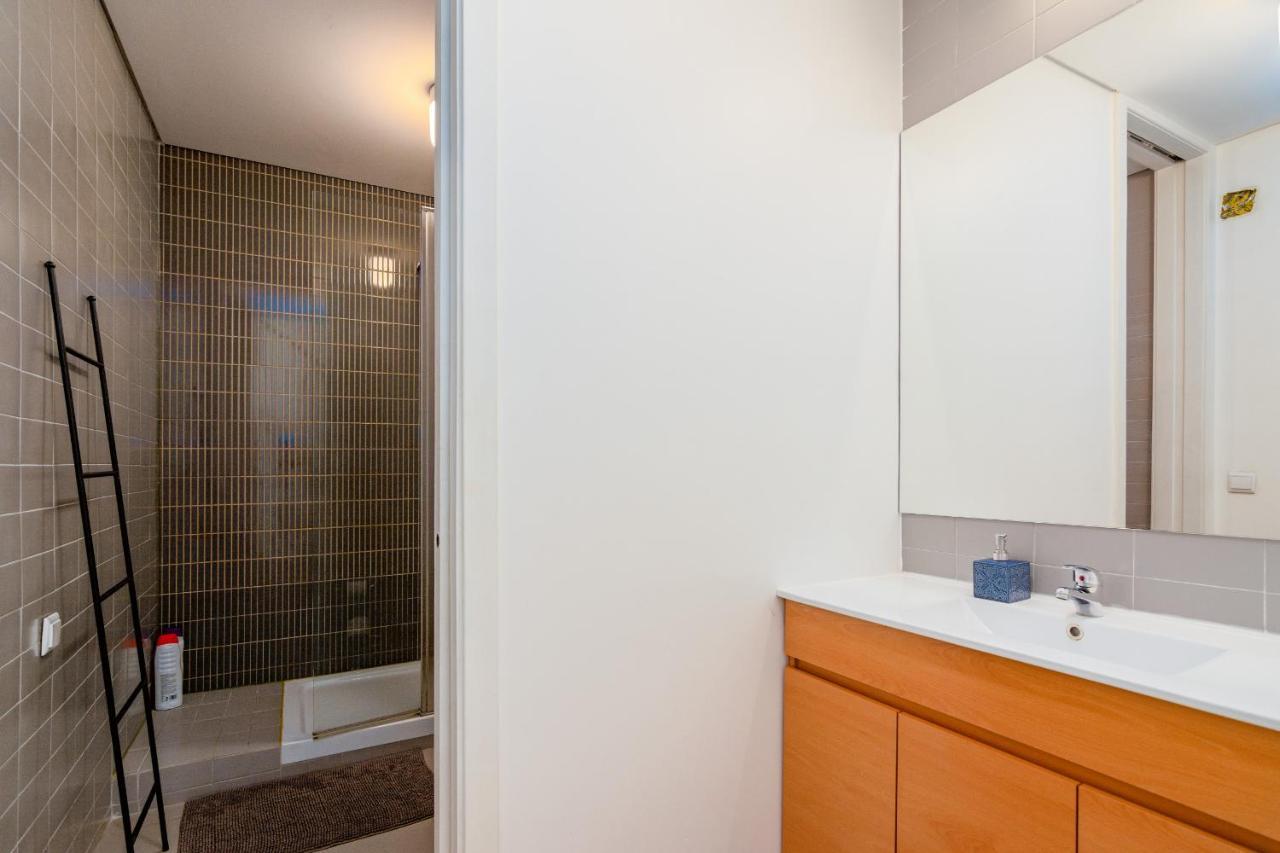 Setubal Downtown Bocage I E II Apartment ภายนอก รูปภาพ