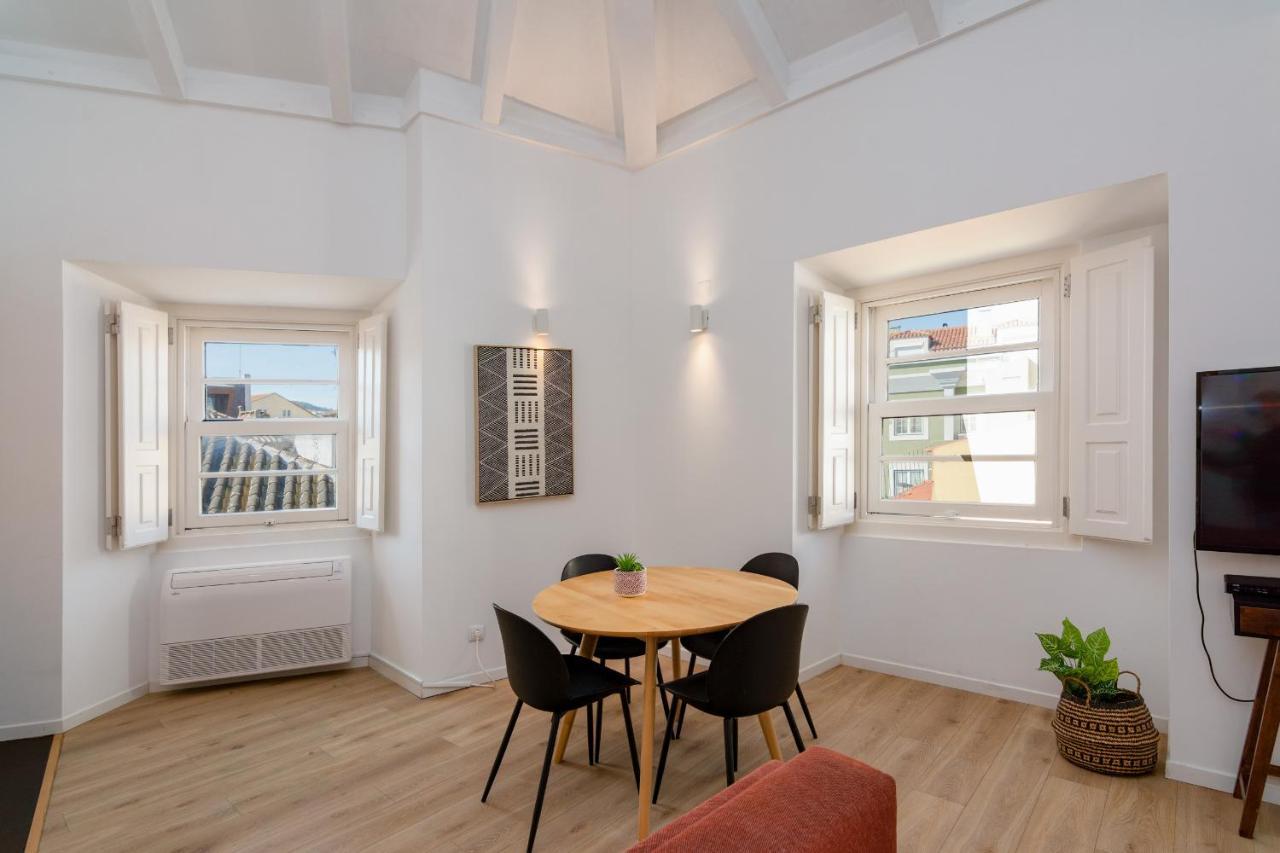 Setubal Downtown Bocage I E II Apartment ภายนอก รูปภาพ